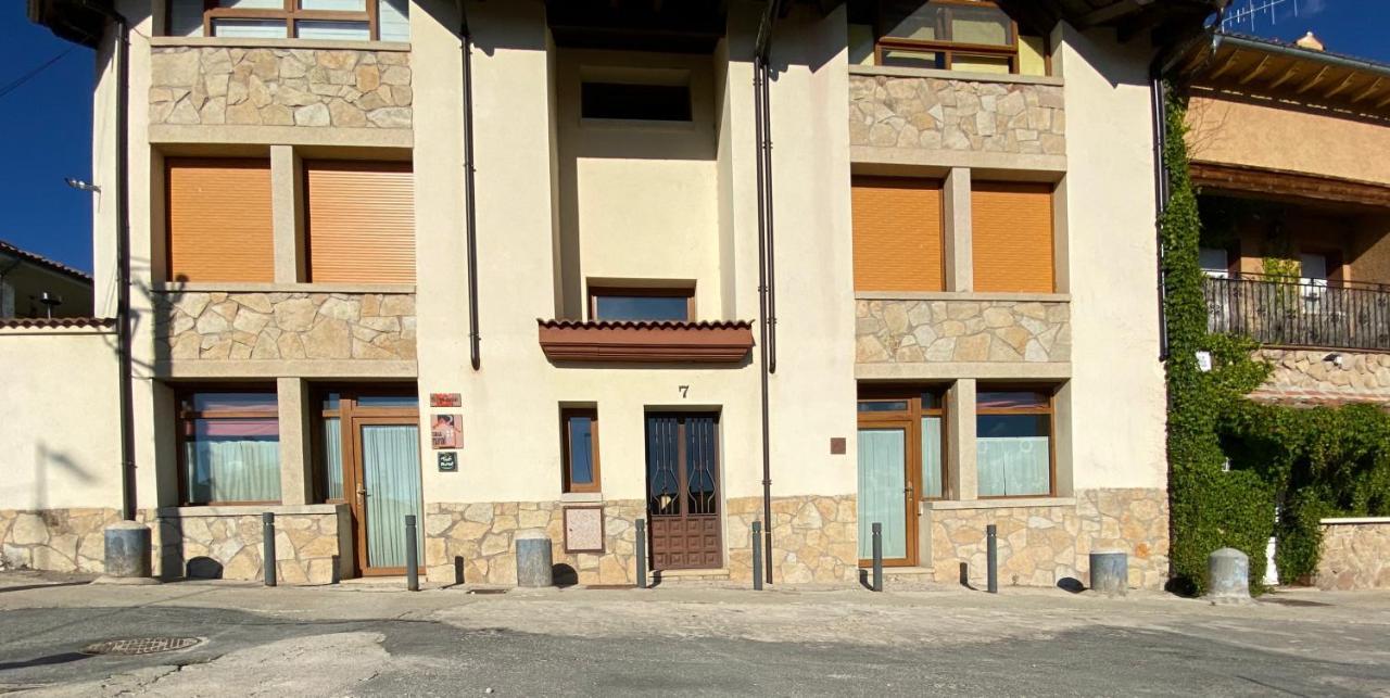 El Plantio I Y II - Apartamentos Turisticos Hoyos del Espino Dış mekan fotoğraf